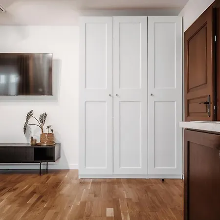 Pod Nosalem アパート *